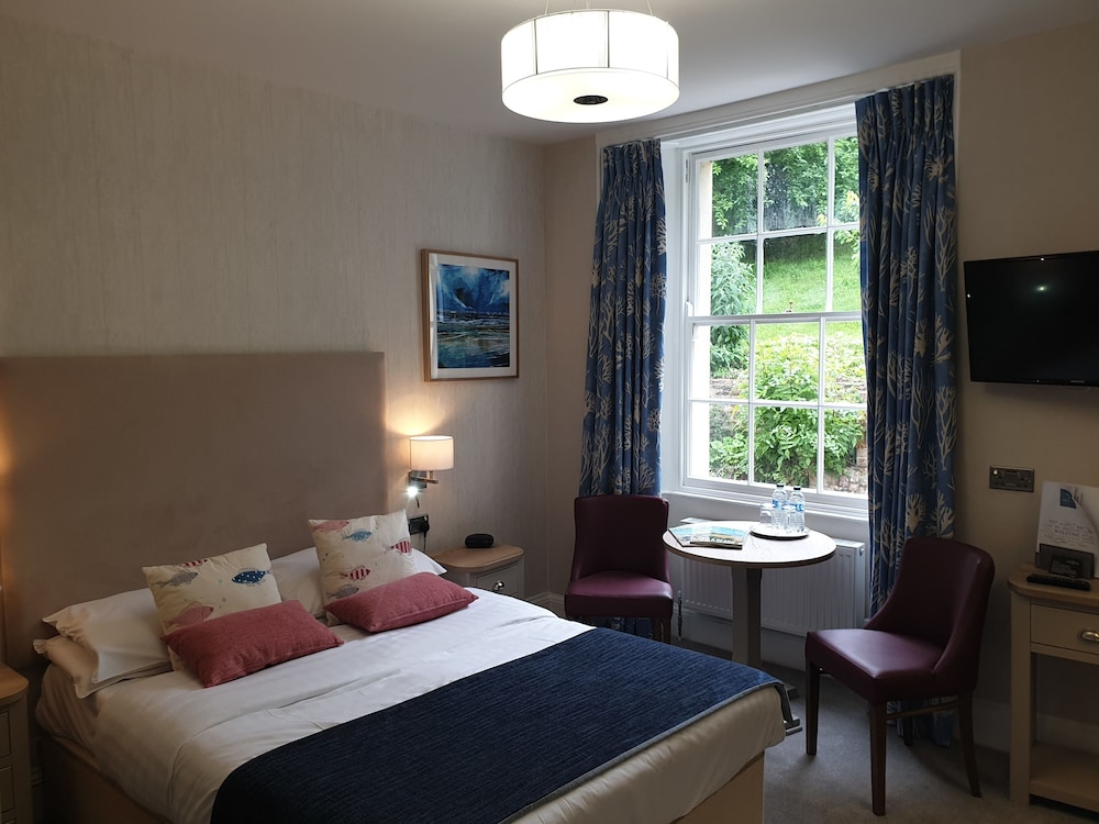 Economy Double Room, 1 Double Bed - Photo 4