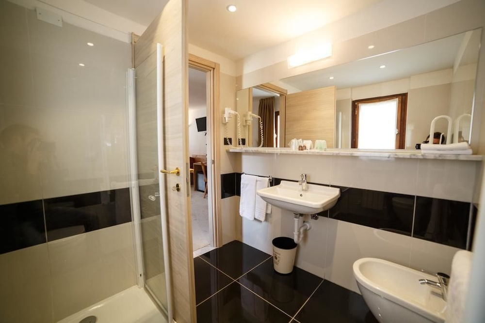 Double Room Single Use photo 3