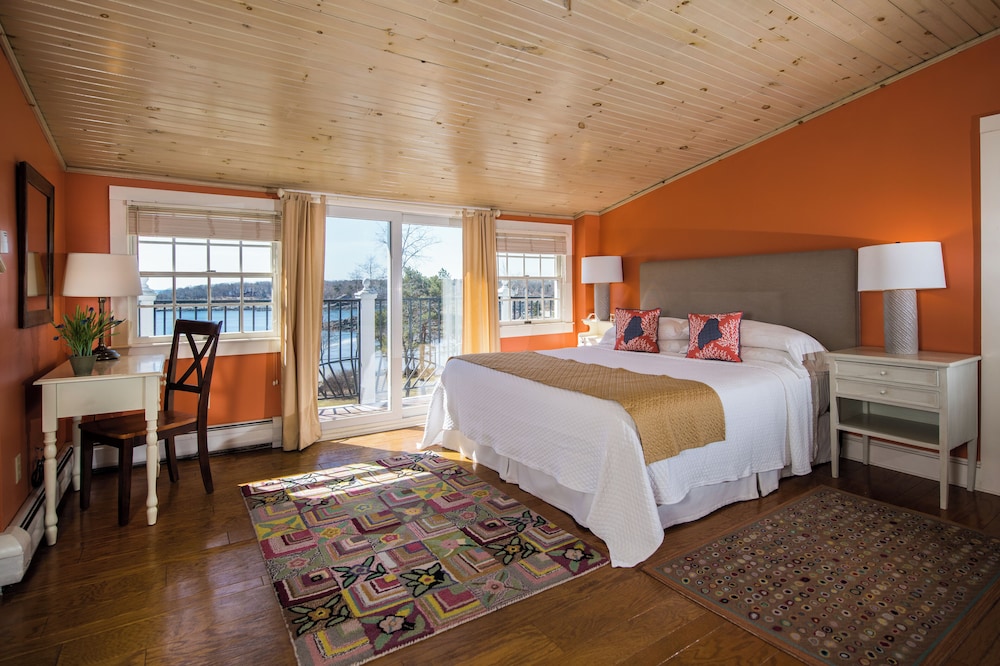 Harbor Cliffs Luxury King photo 2
