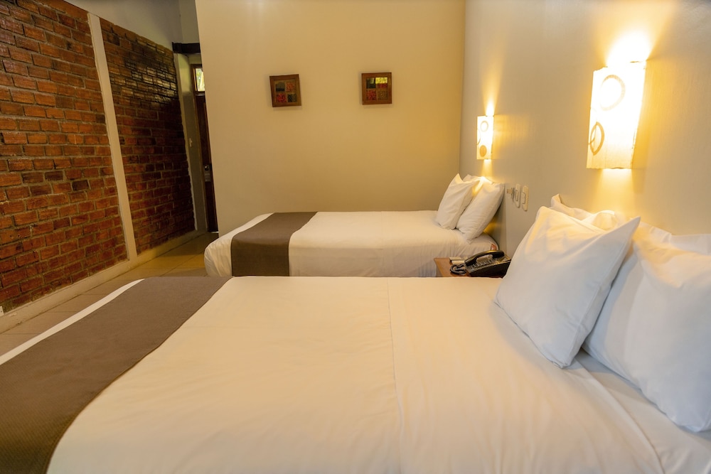 Twin Room, 2 Twin Beds