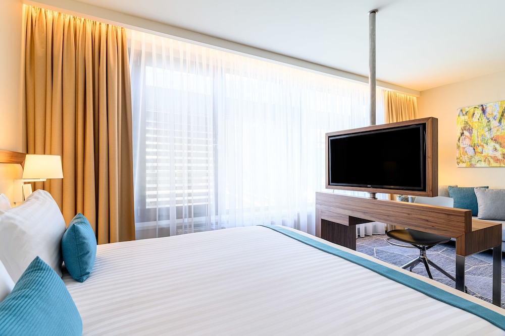 Premium Room, 1 King Bed (Plein 1992)