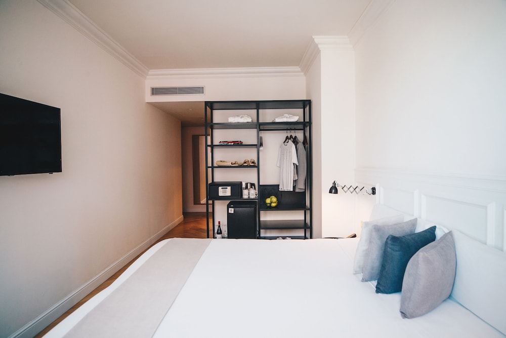 Family Room, 2 Bedrooms, Connecting Rooms, City View