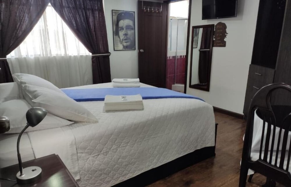 Habitación con cama de 2 plazas 1/2 para 2 adultos photo 2