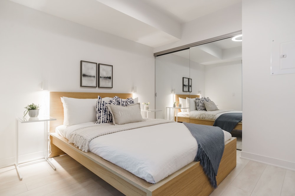 Deluxe Condo