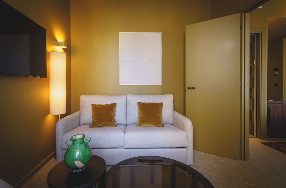 Junior Double or Twin Room, 1 Bedroom photo 2