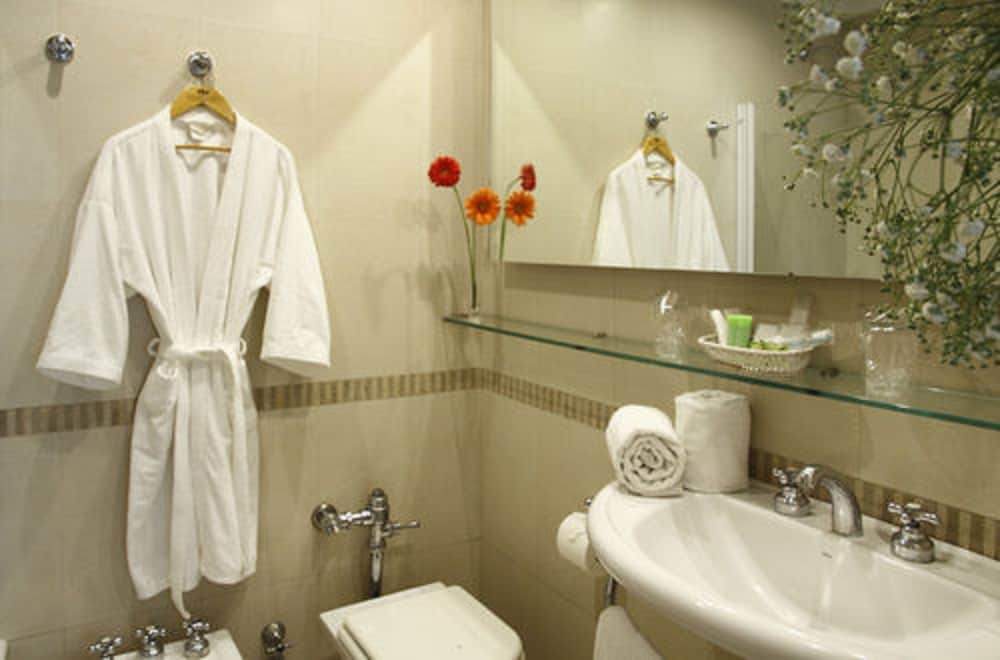 Suite, 2 Bedrooms photo 3