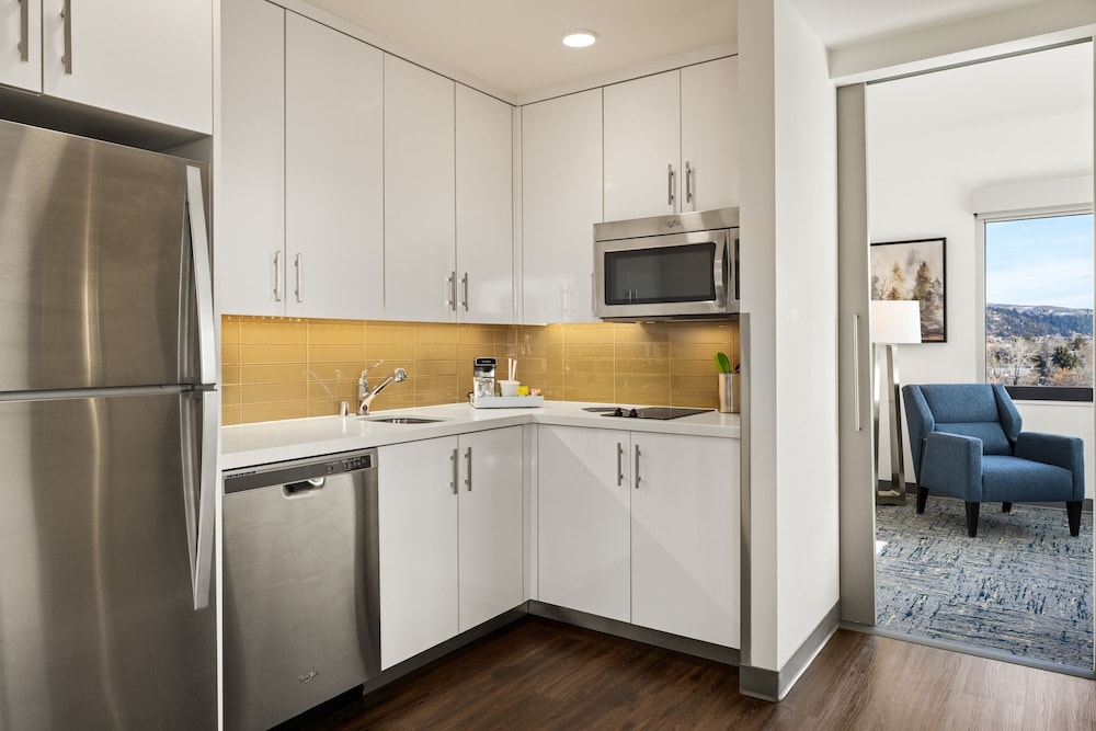 Executive Suite, 1 Bedroom photo 2