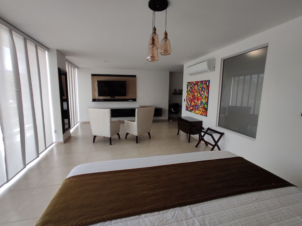 Grand Suite - Photo 3
