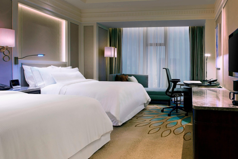 Club Room, 2 Double Beds, Ocean View photo 2