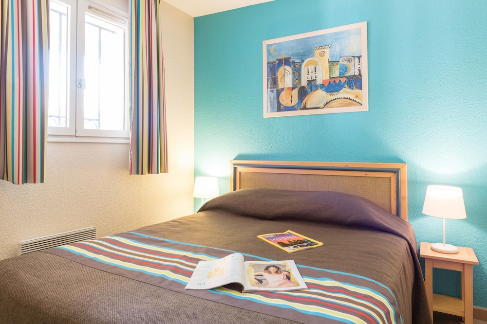 Apartment 5 people - 1 bedroom - Terrace or balcony - Photo 1
