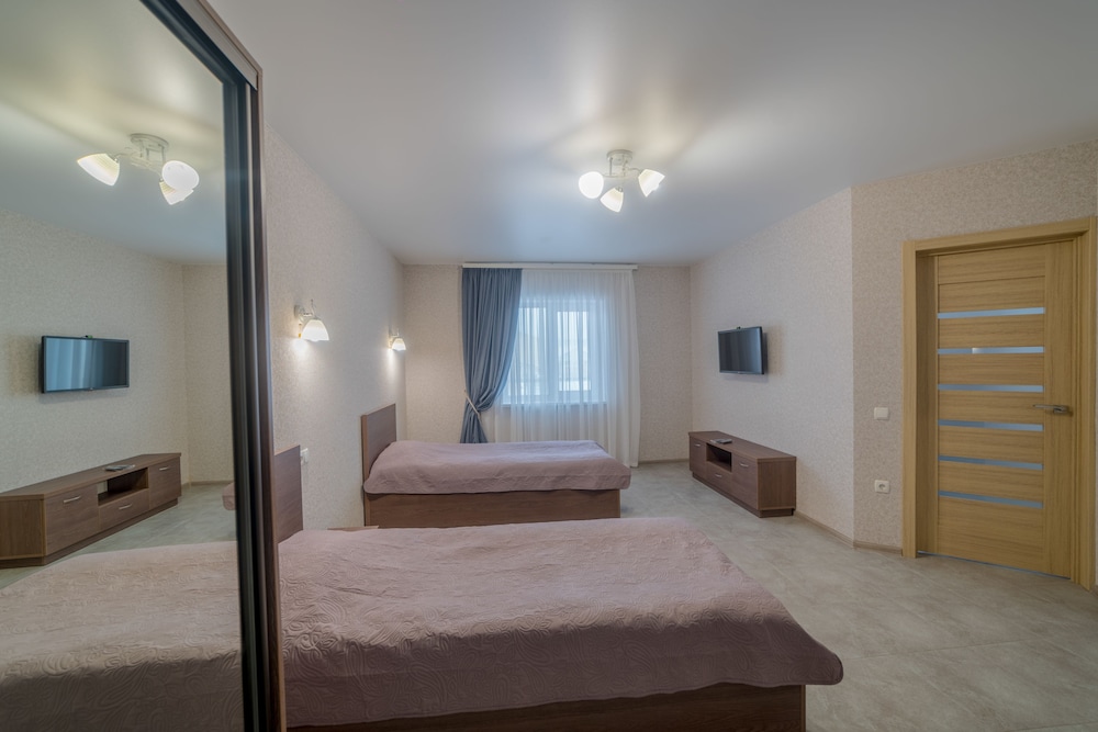Comfort Twin Room, Pool Access, Poolside
