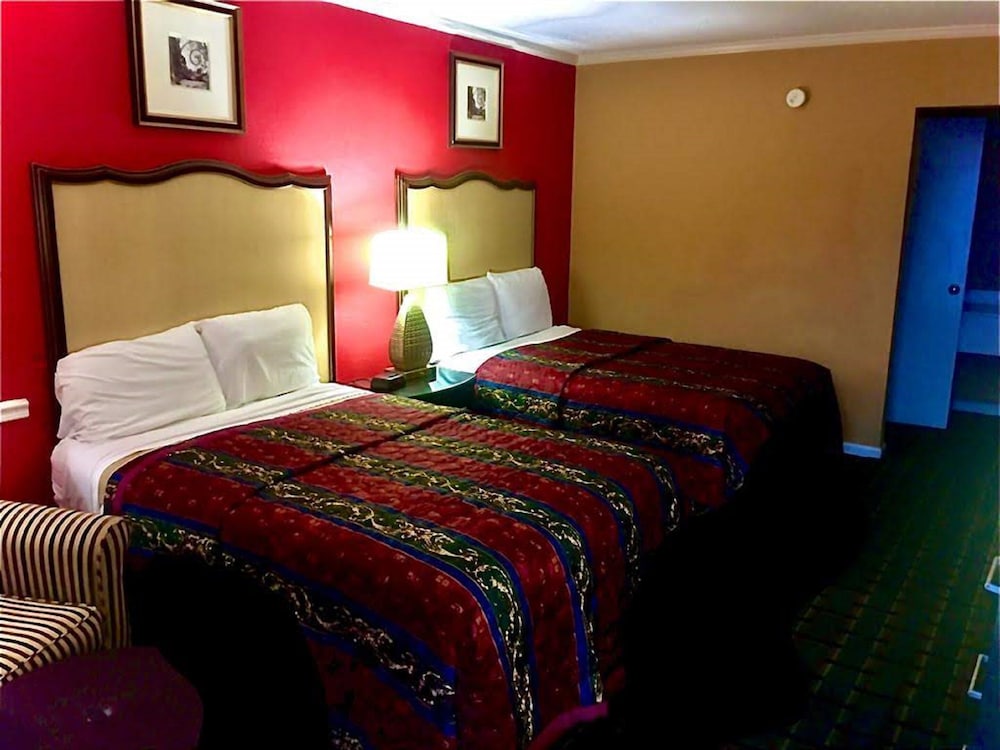 Standard Room, 2 Double Beds, Non Smoking photo 2