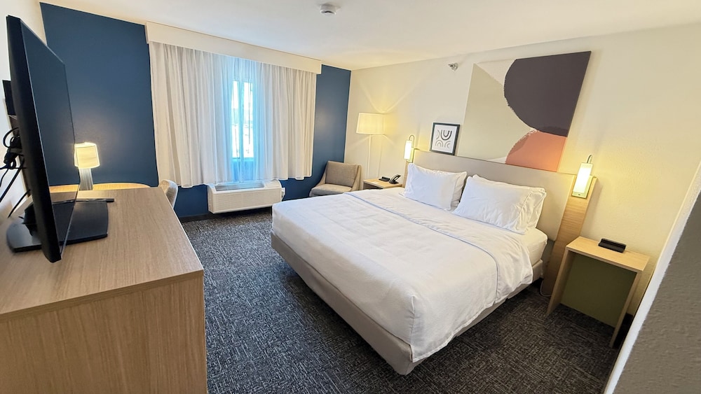 Room, 1 King Bed - Photo 1
