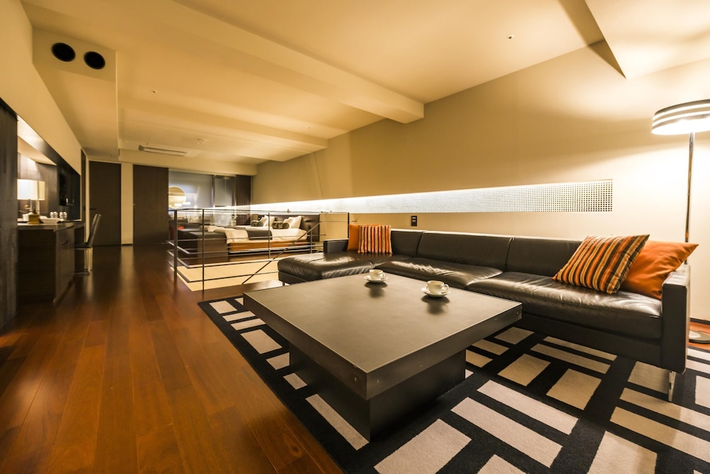 Suite (with Hot Spring Bath) photo 3