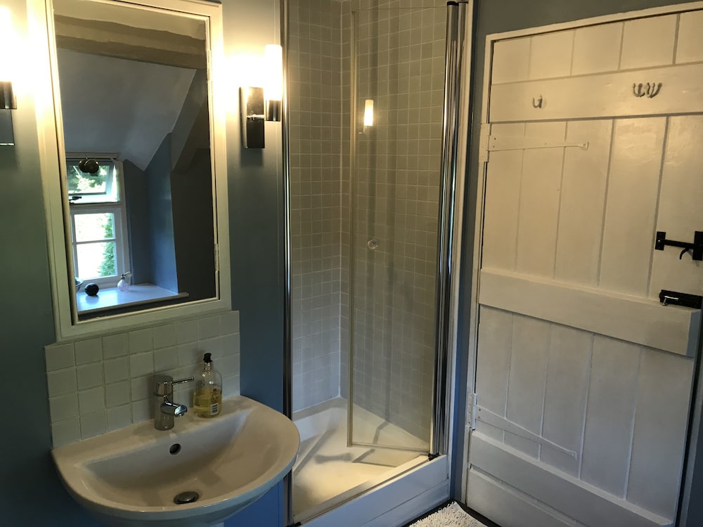 Deluxe Double Room, Private Bathroom (Blue Room) photo 2