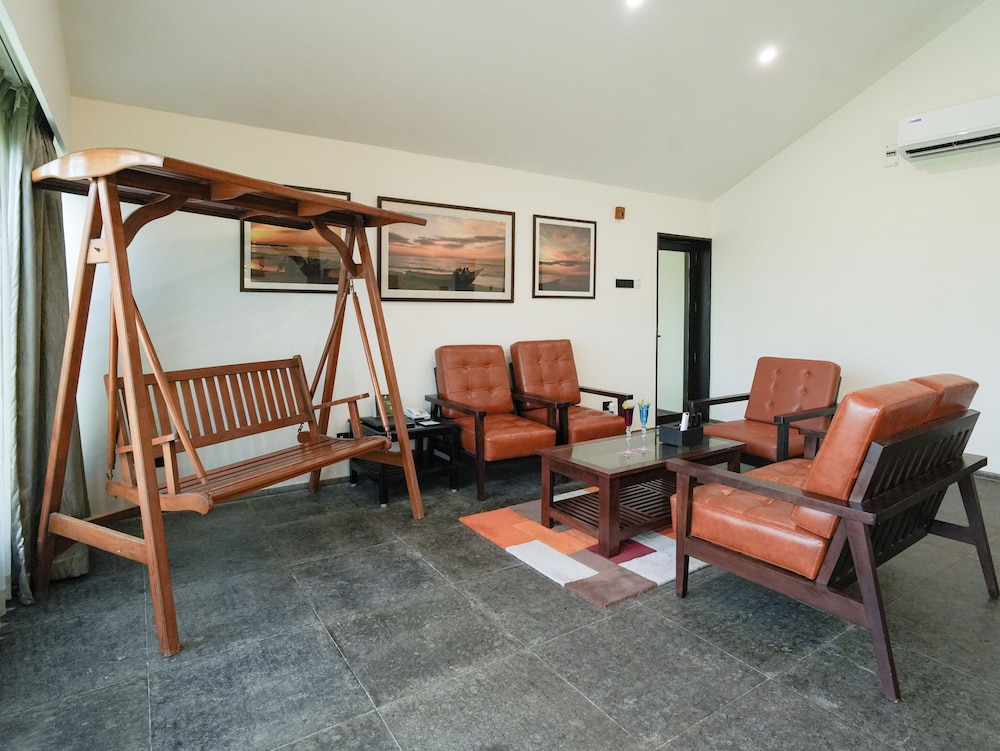 Grandeur Suite with Abode Excecutive Lounge Access - Photo 8