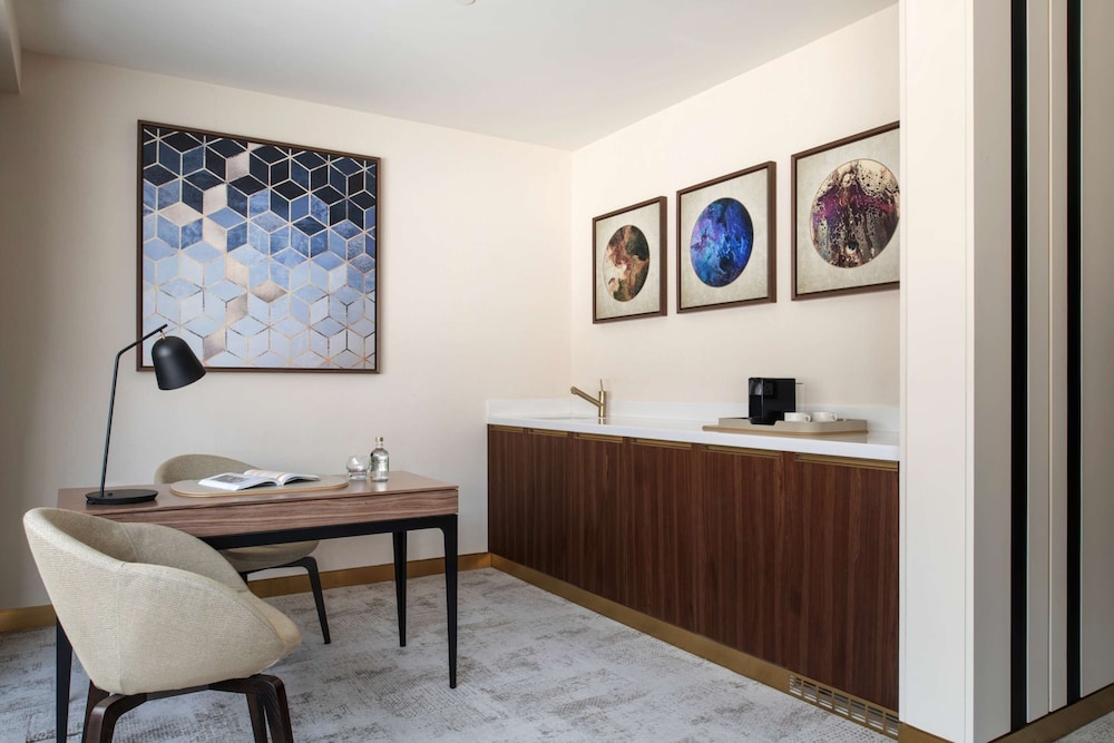 Studio Suite - Photo 4