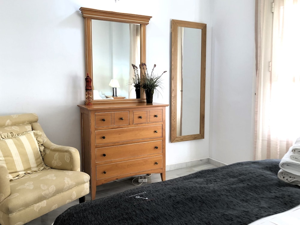 3 Bed Excellent and Quiet Location F-4, Billede 20