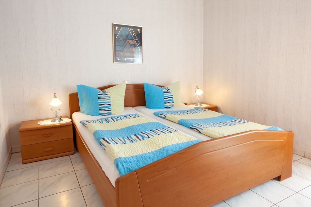 Holiday Apartment 3 Dornfelder photo 3