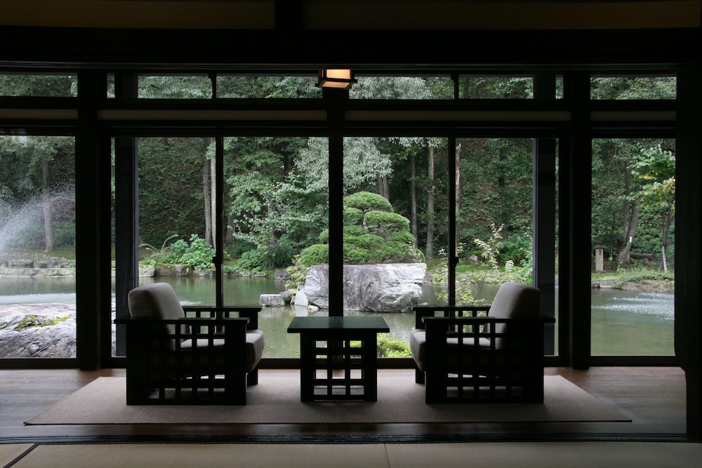 Deluxe Room (Japanese-style) photo 2