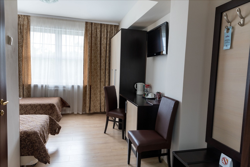 Standard Double or Twin Room photo 2