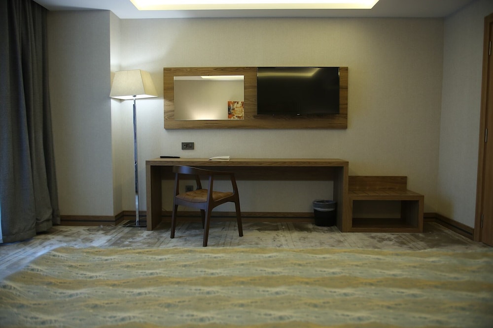Comfort Room - Photo 3