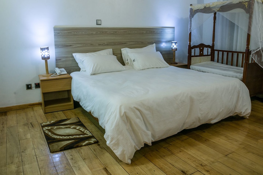 Deluxe Double Room photo 2