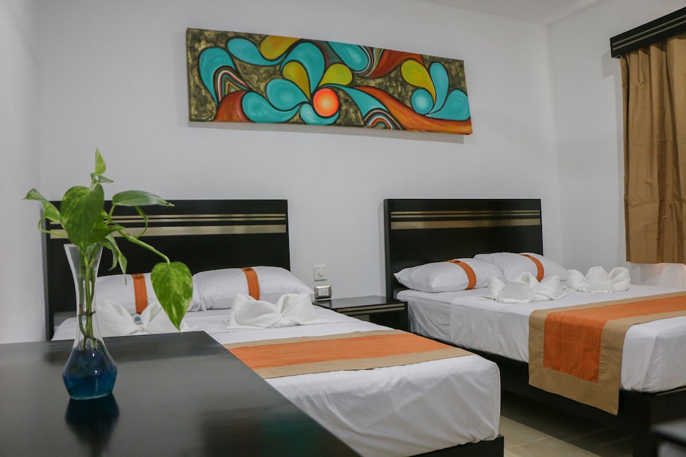 Family Room, 2 Double Beds photo 3