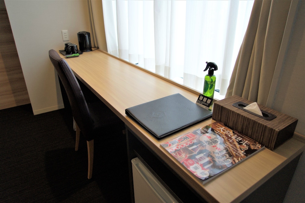 Twin Room for Single Use, Breakfast Included, Non Smoking photo 2