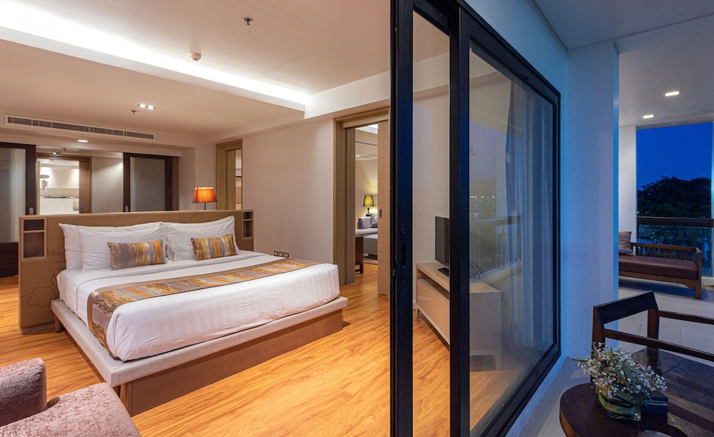 Grand Deluxe Suite - Free Suvarnabhumi Airport Transfer - Photo 2