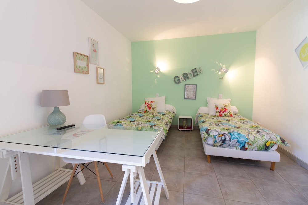 Twin Villa photo 2