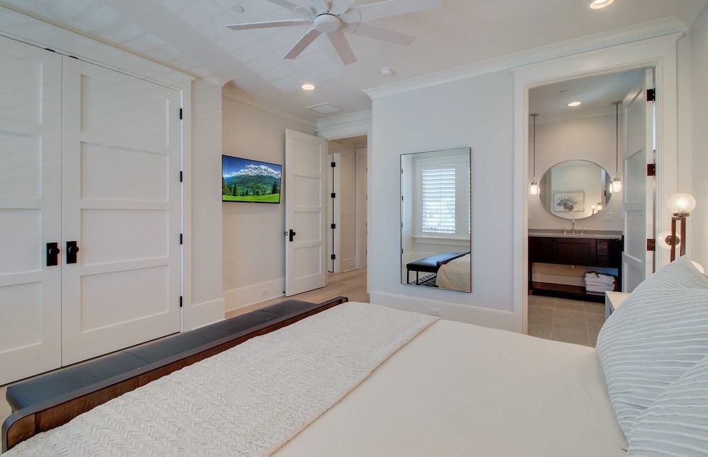 House (6 Bedrooms) photo 2