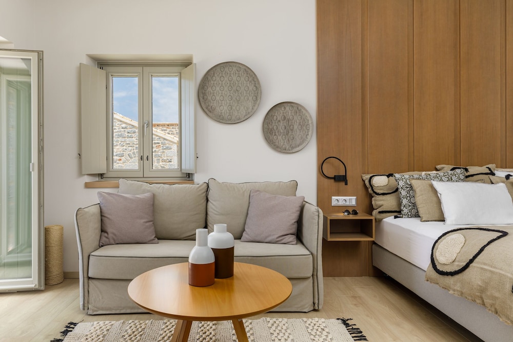 Junior Suite, Garden View, Ground Floor - Photo 10