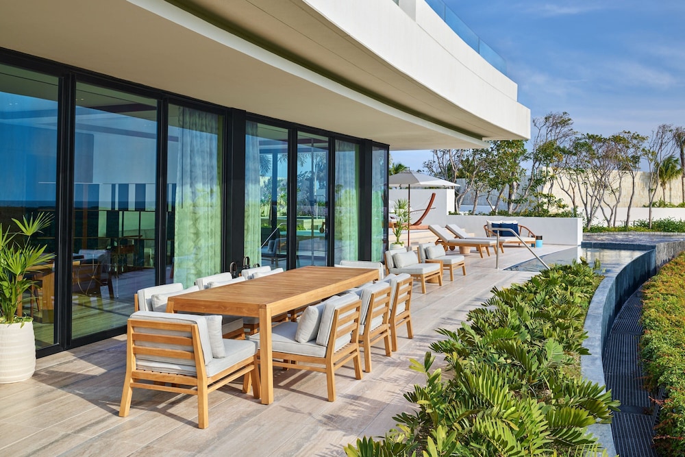 Suite, 1 Double Bed, Ocean View thumbnail 5