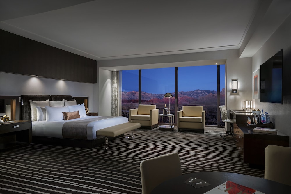 Executive Corner Room - One King Bed - Photo 1