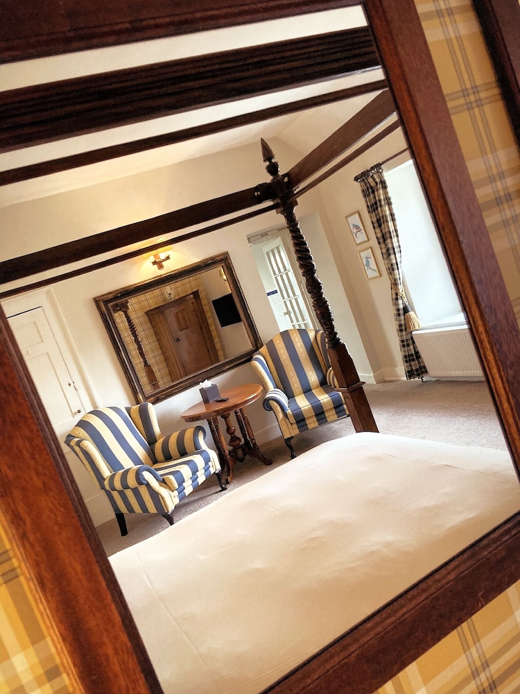 Superior Double Room, Ensuite (Four Poster) - Photo 2