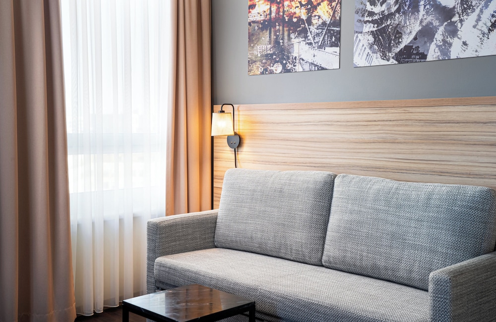Family Triple Room thumbnail 5