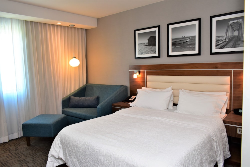 Room, 1 Queen Bed with Sofa bed, Non Smoking, Refrigerator photo 2