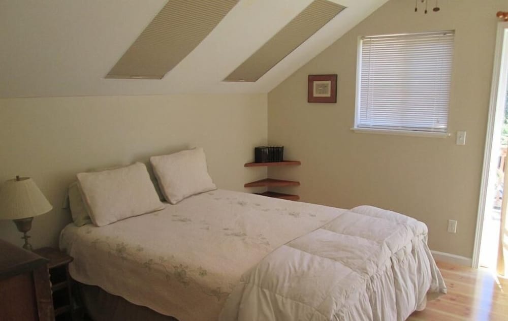 House, 3 Bedrooms photo 2