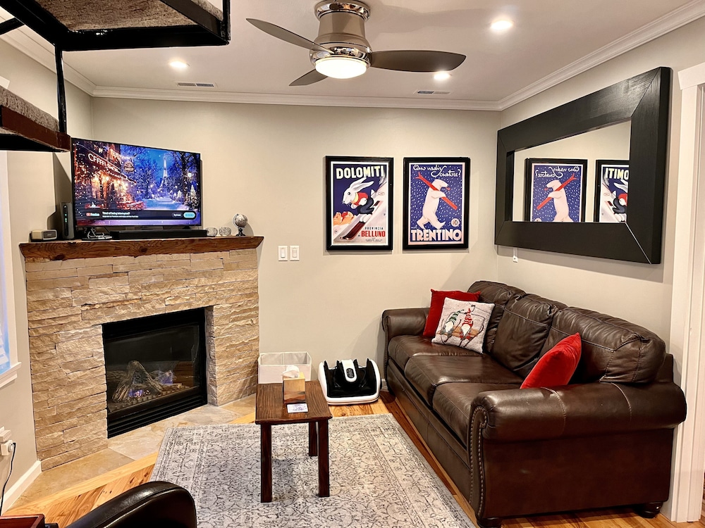 Townhome, 2 Bedrooms