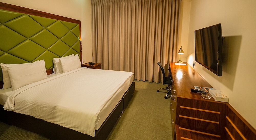 Deluxe Double or Twin Room, 1 Bedroom - Photo 5