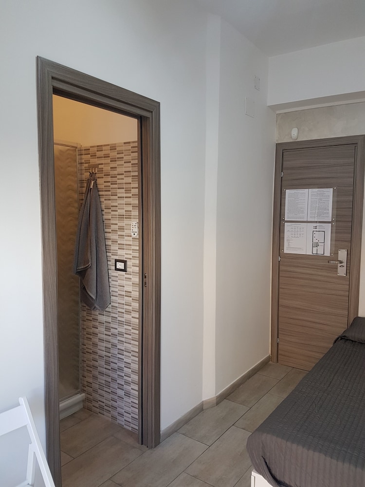 Elite Double Room, Terrace, Courtyard View photo 3