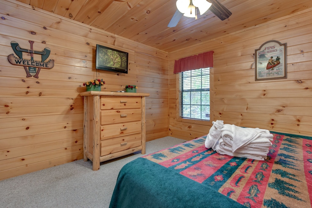 Studio (3 Bedrooms)