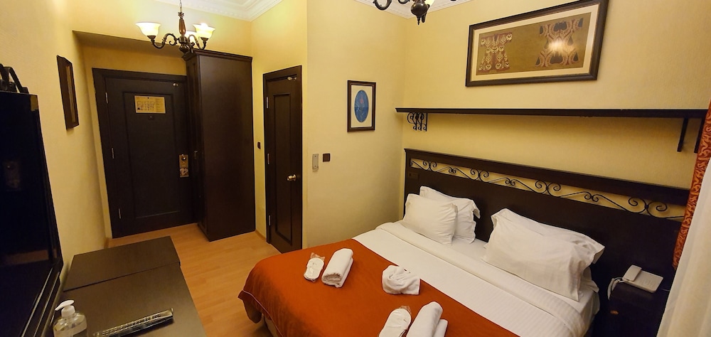 Standard Room photo 1