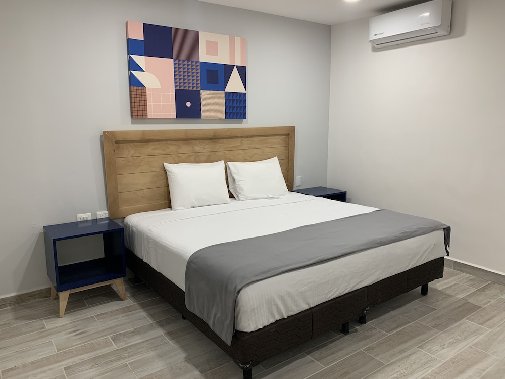 Premium Room, 1 King Bed