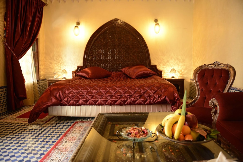 Deluxe Room - Photo 1