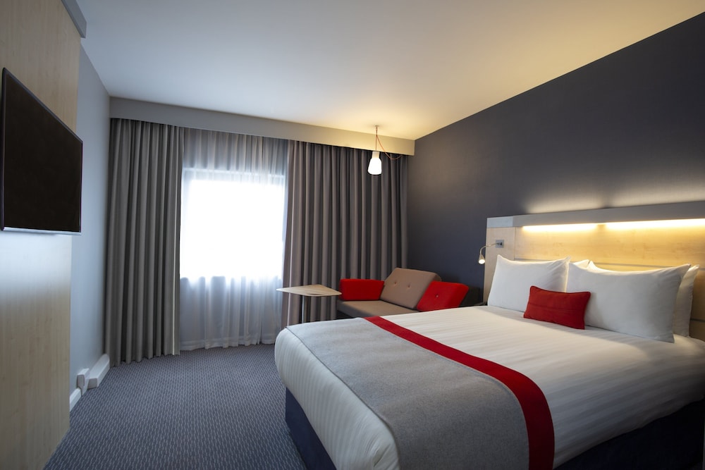 Standard Room, 1 Double Bed (Free Hot Breakfast) - Photo 3