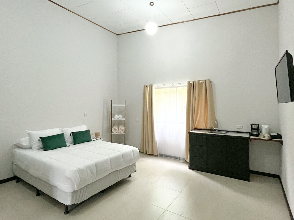 Standard Double Room, 2 Bedrooms photo 2