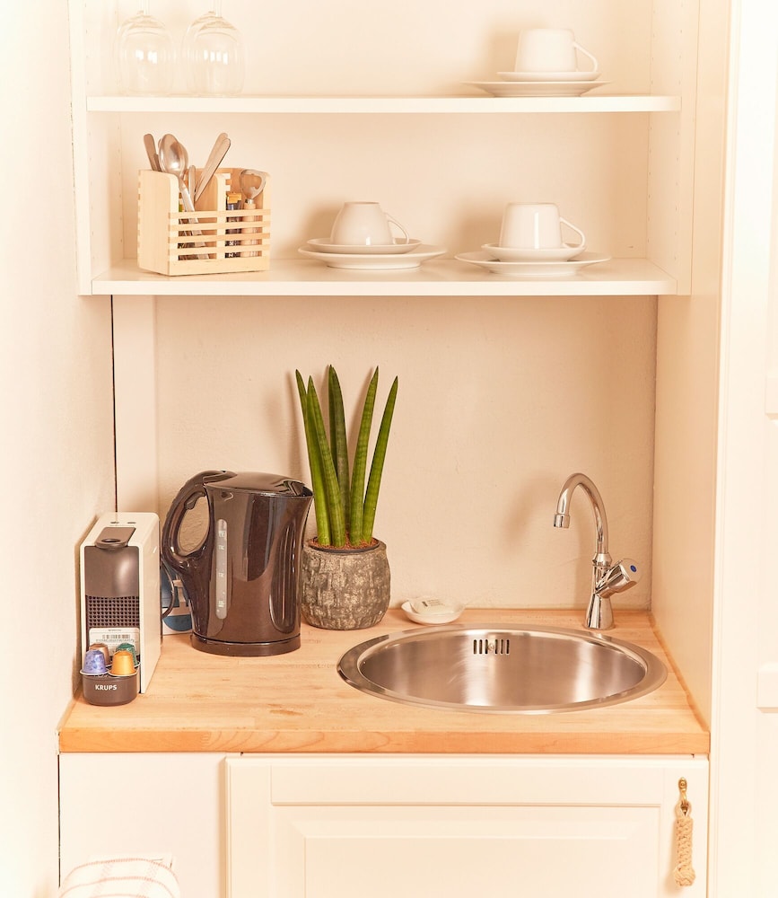 Studio Suite photo 3