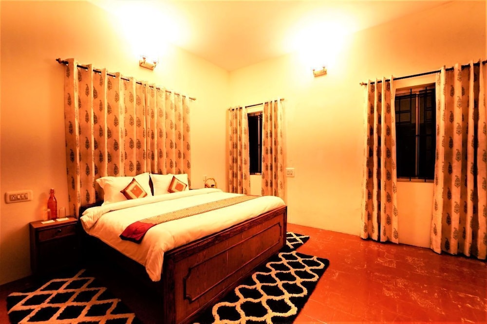 Luxury Villa, 2 Bedrooms photo 3